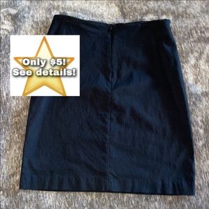 ⭐️Express Dressy Black Skirt 7/8